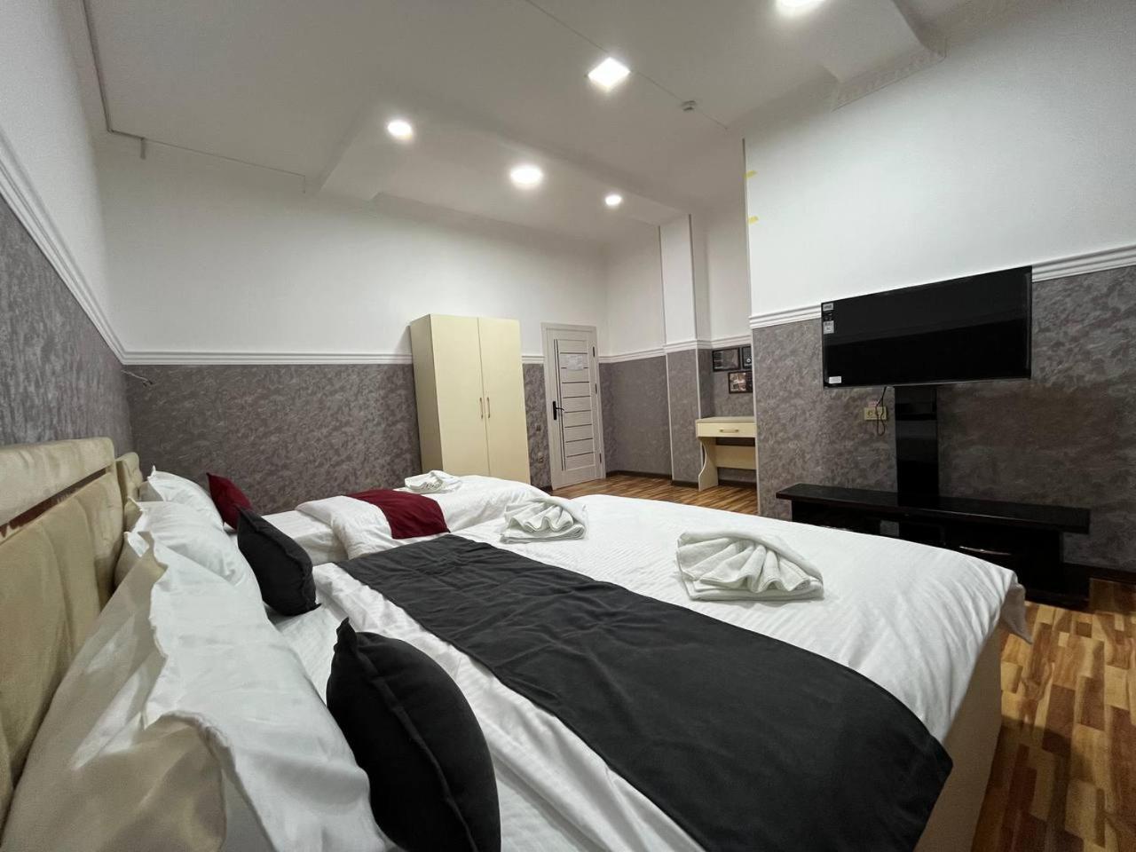 Home Alone Hotel Tasken Kültér fotó