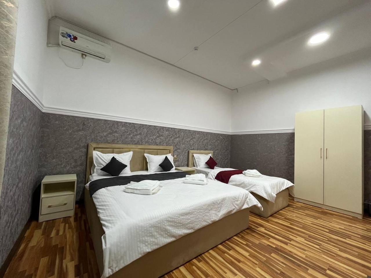 Home Alone Hotel Tasken Kültér fotó